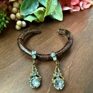Beautiful Sorrelli Vintage Handcrafted Earrings